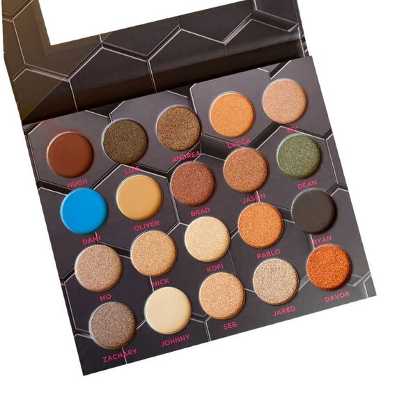 Barbarella eyeshadow palette by BeeBeauty Brand New un swatched - Picture 3 of 6